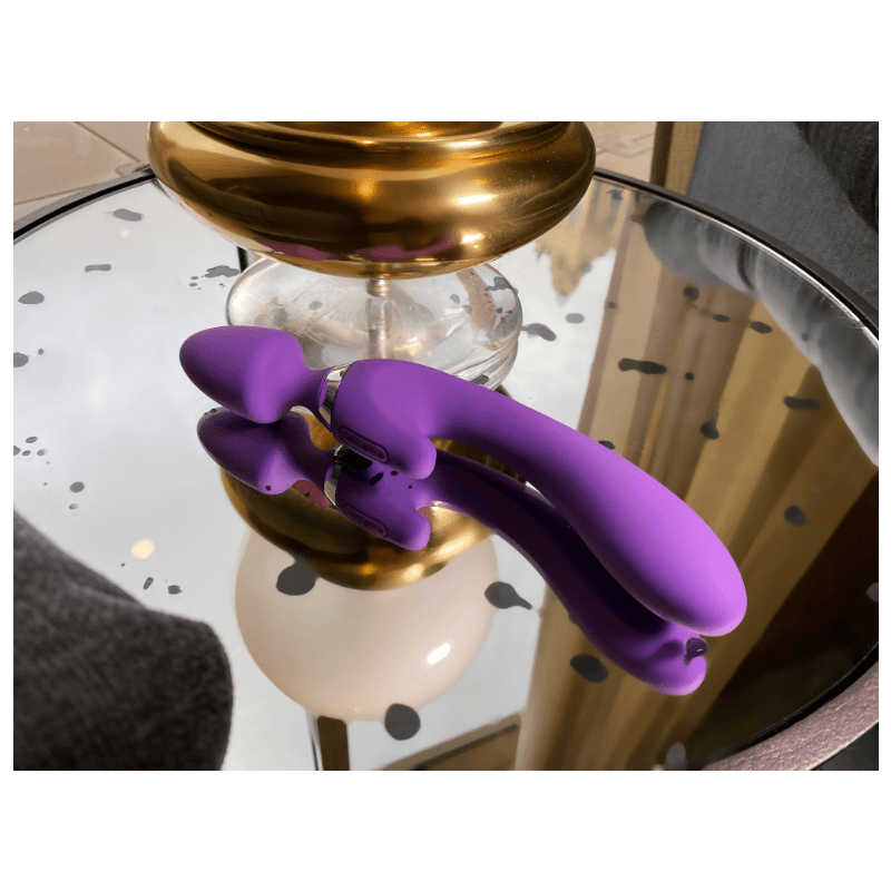 Vesta - Dual-Head Magic Wand Vibrator, Dildo