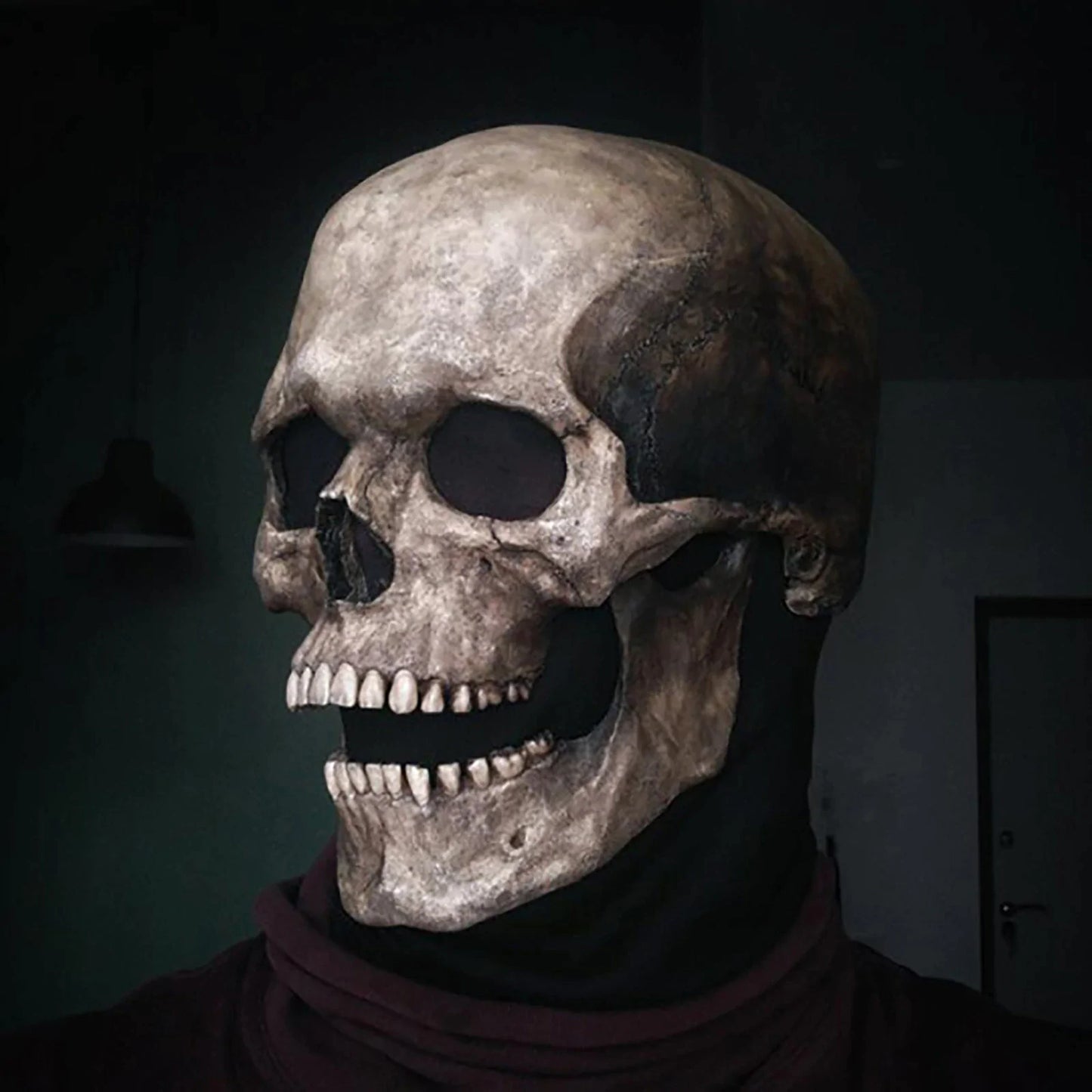 Talking Skull Mask - Moveable Jaw